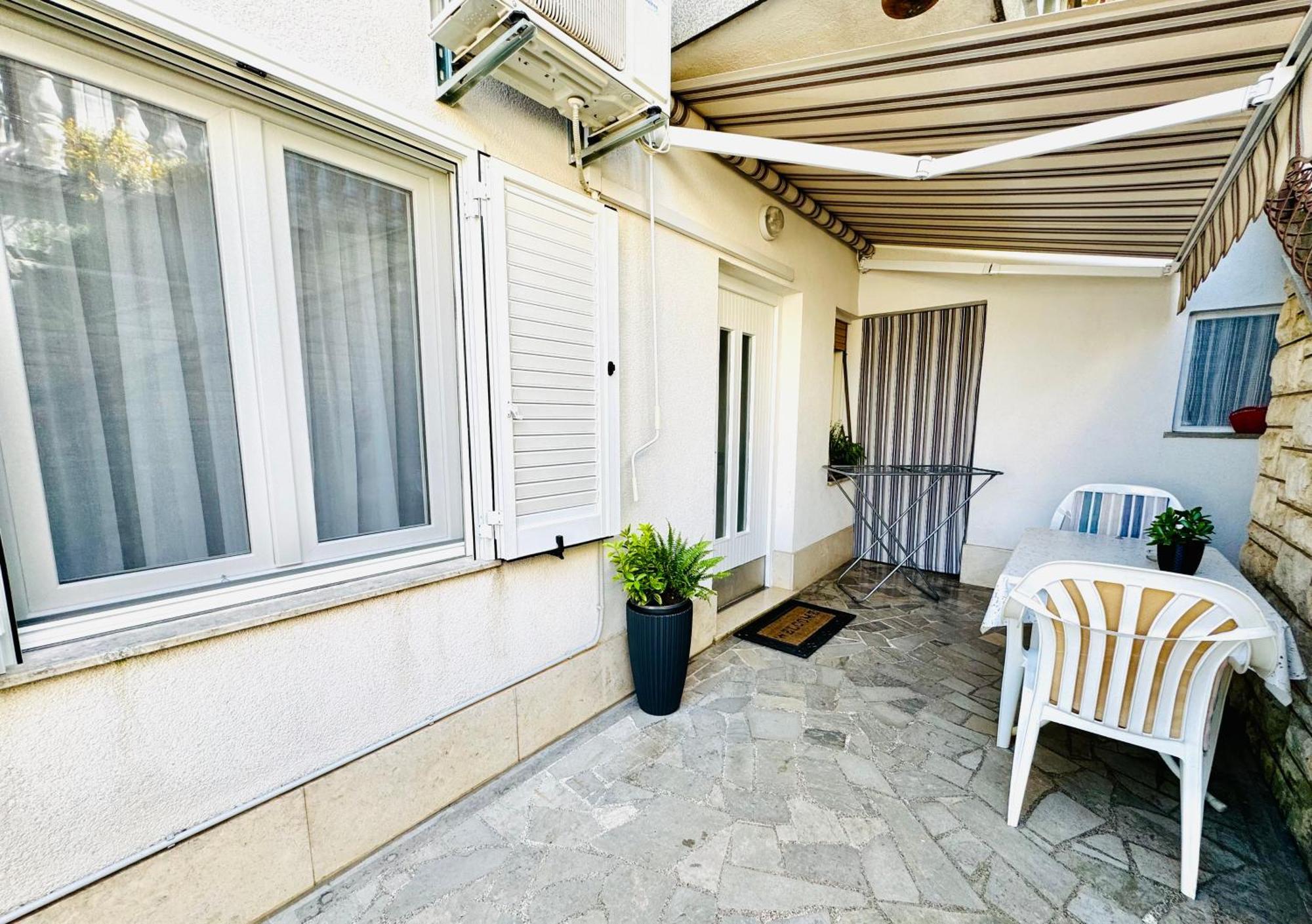Apartment Kontrada أوماغ المظهر الخارجي الصورة